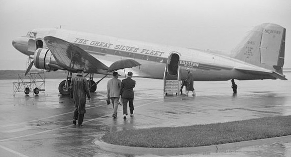 Passengers boarding a DC-3 in Washington, D.C. - Library of Congress photo